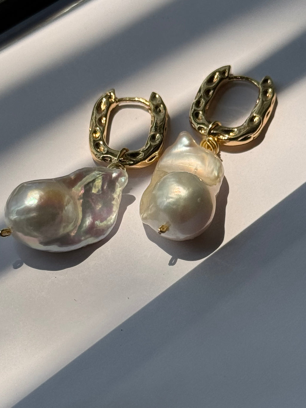 PERLITAS HOOPS