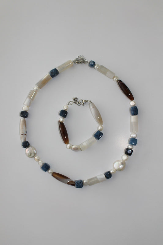 Madre Tierra Collar