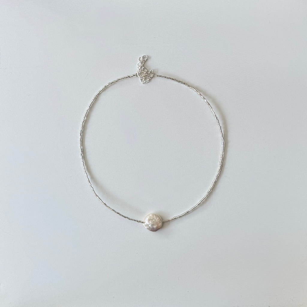 PERLA BARROCA NECKLACE